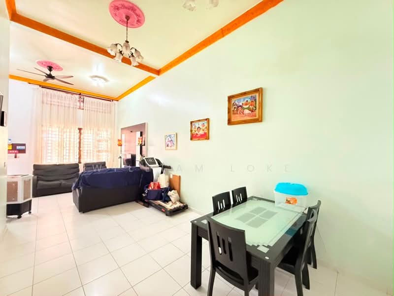 1-storey Terraced House for Sale in Setia Eco Gardens (Gelang Patah) - William Loke - Living Room - PropertyGuru.com.my