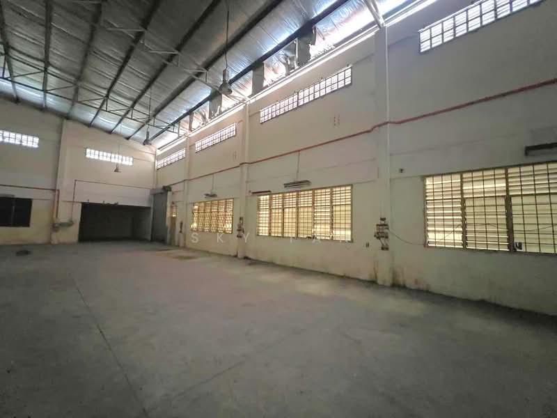Semi-D Factory for Rent in Taman Desa Cemerlang (Ulu Tiram) - Sky Tan - Interior - PropertyGuru.com.my