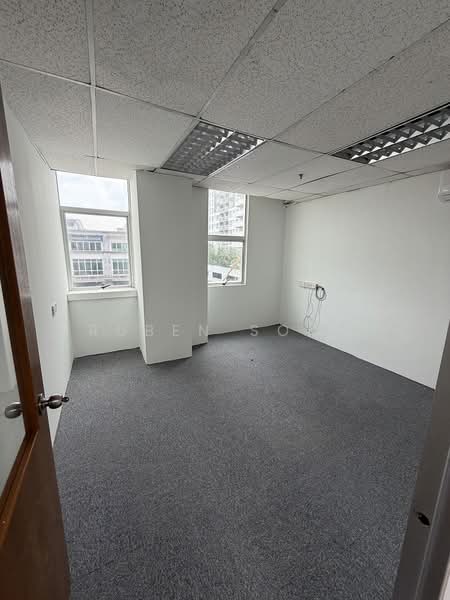 Pejabat untuk Disewa di Kelana Jaya (Petaling Jaya) - RUBEN SOON - Room 2 - PropertyGuru.com.my