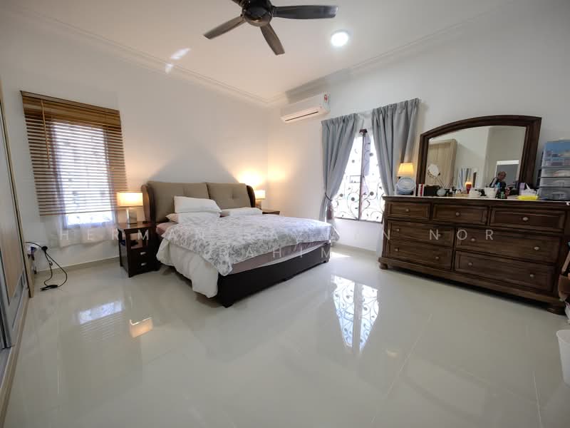Bungalow for Sale in Bandar Baru Bangi (Selangor) - Herman Sazwan Nor Rahim - Bedroom - PropertyGuru.com.my