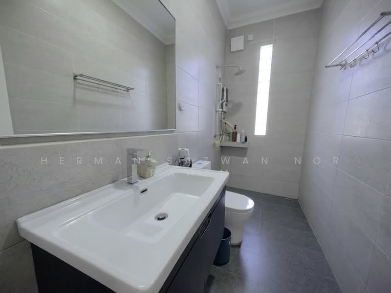 Bungalow for Sale in Bandar Baru Bangi (Selangor) - Herman Sazwan Nor Rahim - Bathroom - PropertyGuru.com.my