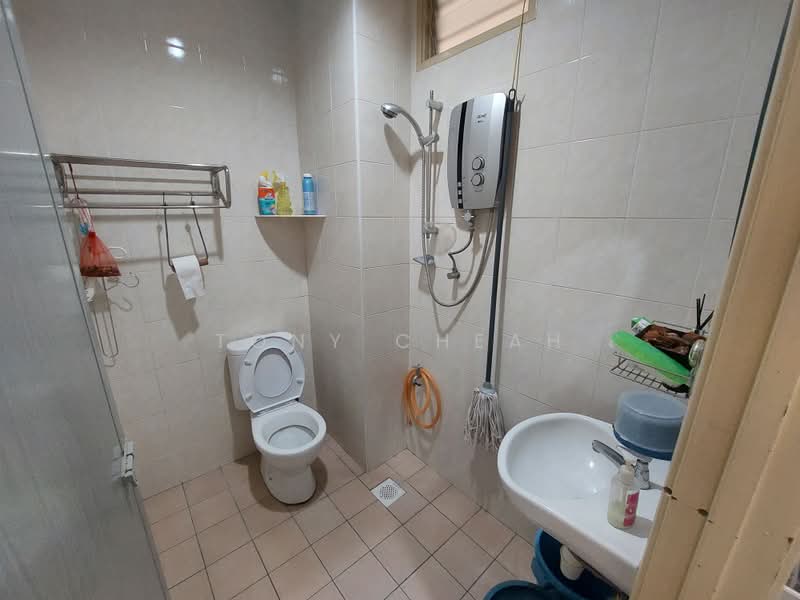 Apartment for Sale at Irama Villa - Tony Cheah - Bathroom - PropertyGuru.com.my