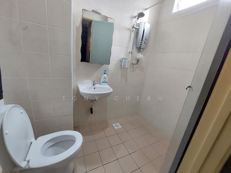 Apartment for Sale at Irama Villa - Tony Cheah - Bathroom - PropertyGuru.com.my