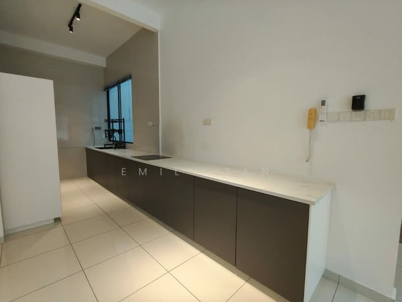 Rumah Teres 3.5 Tingkat untuk Disewa di Damansara Perdana (Selangor) - Emily Tan - Kitchen - PropertyGuru.com.my