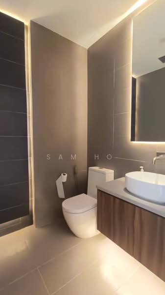 Servis Apartment untuk Dijual di Suria Stonor - Sam Ho - Bathroom - PropertyGuru.com.my