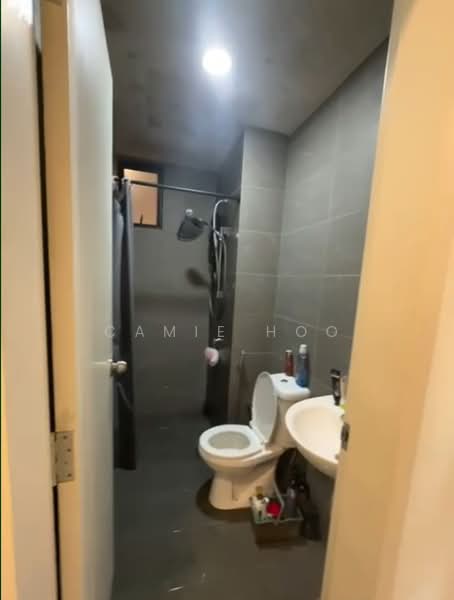 Servis Apartment untuk Dijual di Majestic Maxim - Camie Hoo - Bathroom - PropertyGuru.com.my