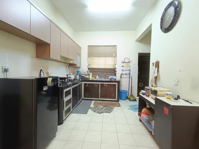 2-storey Terraced House for Rent in Austin (Johor Bahru) - Foo Jun Tao - Kitchen - PropertyGuru.com.my