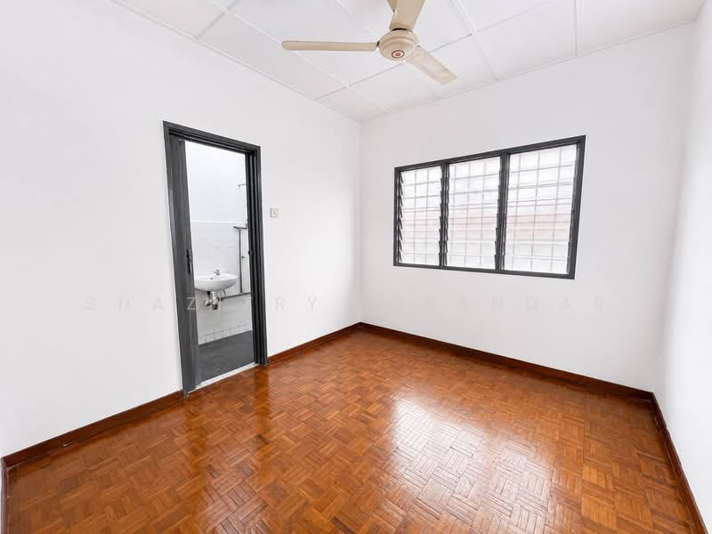 Rumah Teres 2 Tingkat untuk Dijual di Batu Caves (Selangor) - Shaziery Iskandar - PropertyGuru.com.my