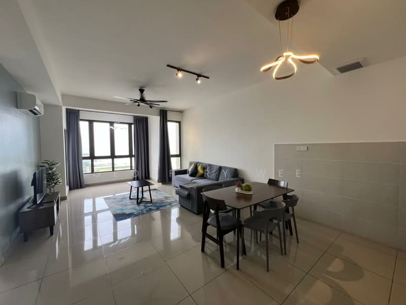 Servis Apartment untuk Dijual di Bali Residences - Geoffery Wee - Living Room - PropertyGuru.com.my