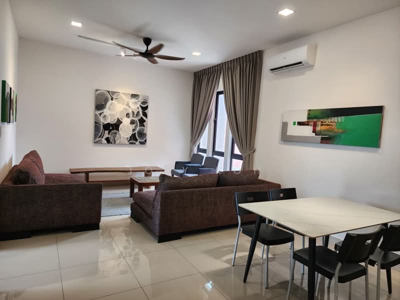 Rumah Bandar untuk Disewa di Shah Alam (Selangor) - Joey Koh - Living Room - PropertyGuru.com.my