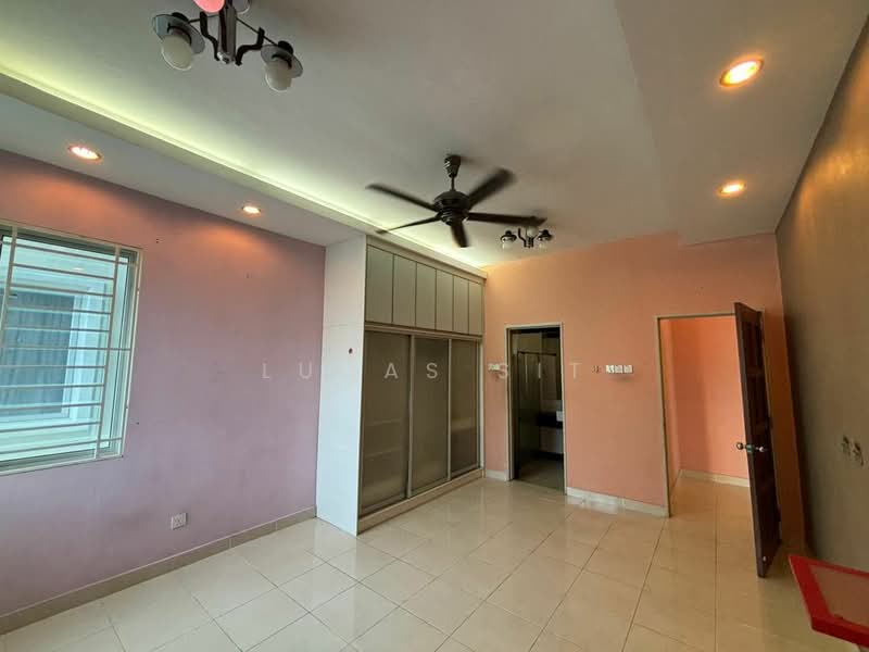 Condominium for Sale at Platinum Hill PV 8 - Lucas Sit - PropertyGuru.com.my