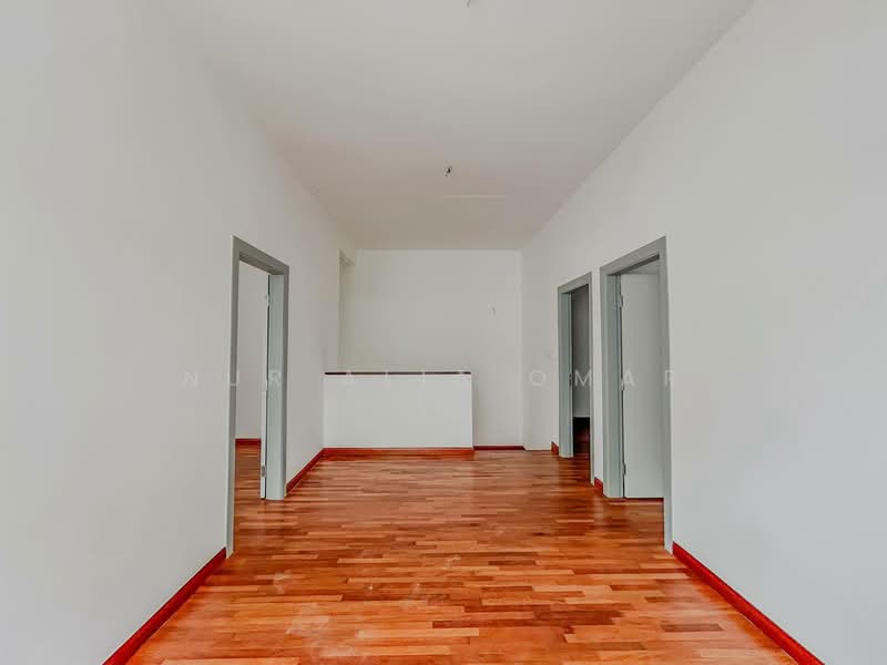 Rumah Kluster untuk Dijual di Alam Impian (Shah Alam) - Nur Alia Omar - Corridor - PropertyGuru.com.my