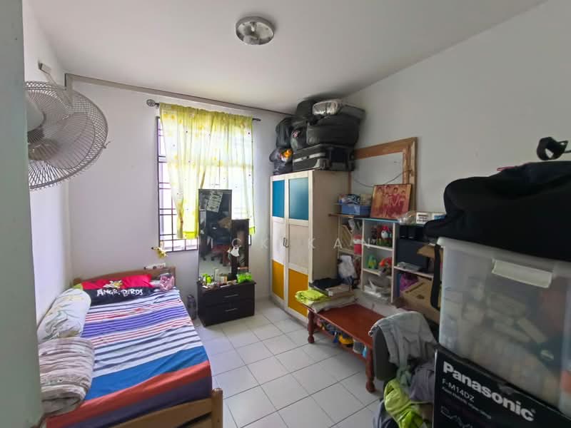 Pangsapuri untuk Disewa di Taman Larkin Idaman Plot C - Nick Kan - Bedroom - PropertyGuru.com.my