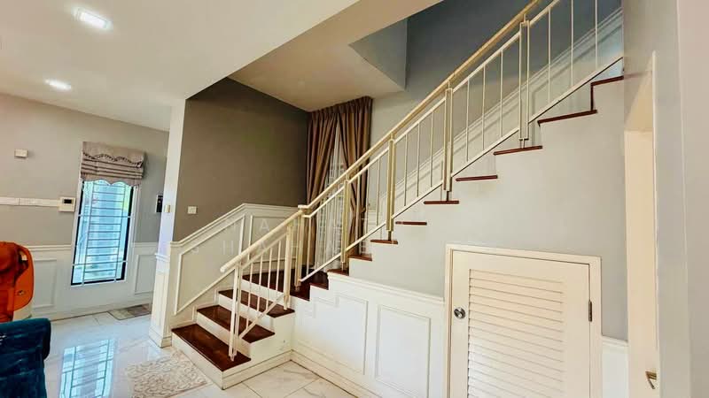 Semi-Detached House for Sale in Cahaya Spk (Shah Alam) - Nahathir Shahabudin - Interior - PropertyGuru.com.my