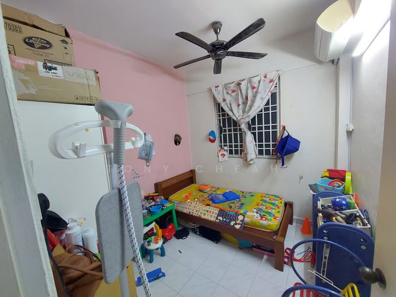 Pangsapuri untuk Dijual di Acres Ville - Tony Cheah - Bedroom - PropertyGuru.com.my