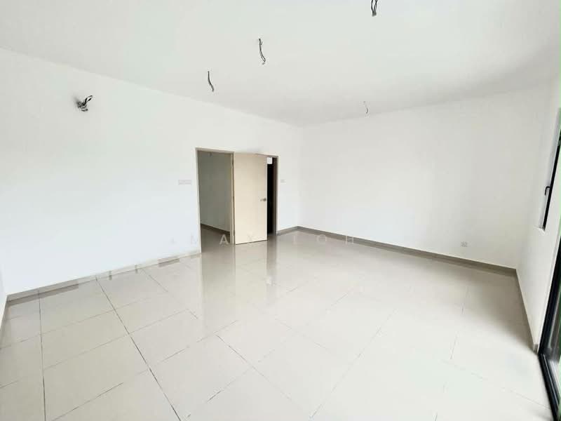 Rumah Teres 2 Tingkat untuk Dijual di Bandar Dato Onn (Tebrau) - Max Loh - Living Room - PropertyGuru.com.my