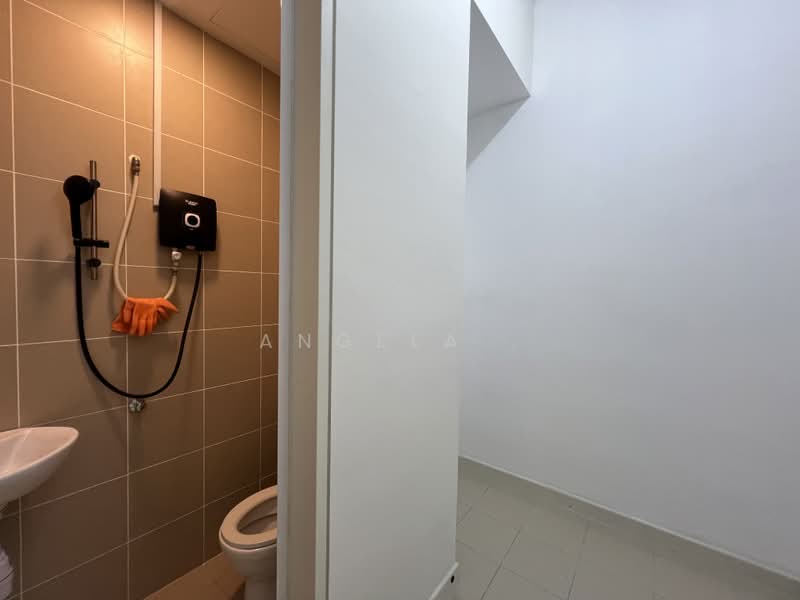 Servis Apartment untuk Disewa di The Park 2 - Angela . - Bathroom - PropertyGuru.com.my