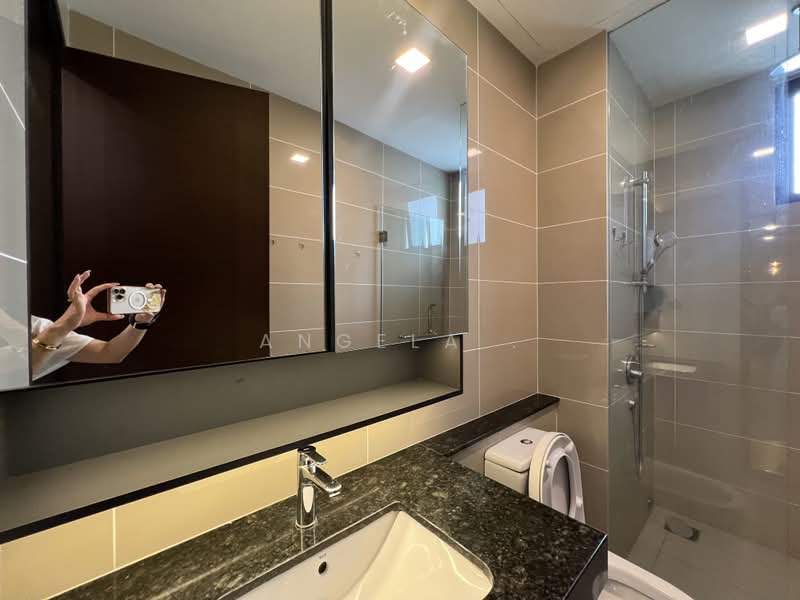 Servis Apartment untuk Disewa di The Park 2 - Angela . - Bathroom - PropertyGuru.com.my