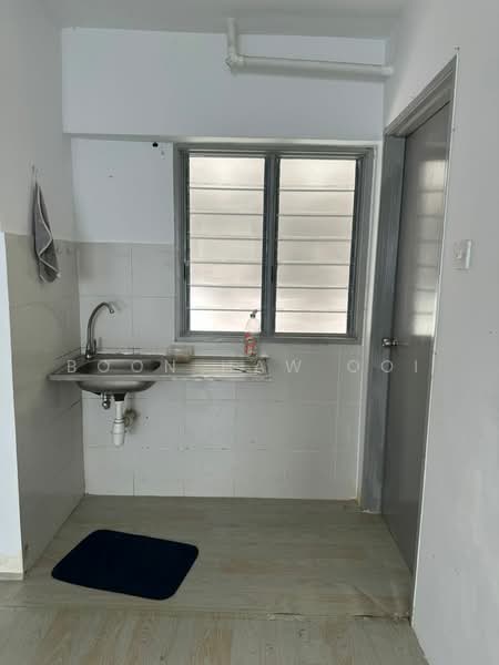 Flat for Rent at RUMAH PANGSA MUTIARA INDAH - FASA 2 (BLOK B) - Boon Haw Ooi - Kitchen - PropertyGuru.com.my