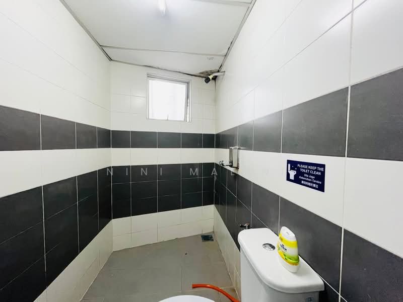 Kedai / Pejabat untuk Disewa di Seksyen 20 (Shah Alam) - Nini Malini - PropertyGuru.com.my