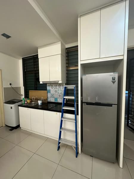 Service Residence for Rent at Palazio - Daren Tee - Kitchen - PropertyGuru.com.my