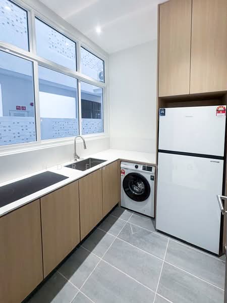 Kondominium untuk Disewa di Codrington Residence - Andrew Chong - Kitchen - PropertyGuru.com.my