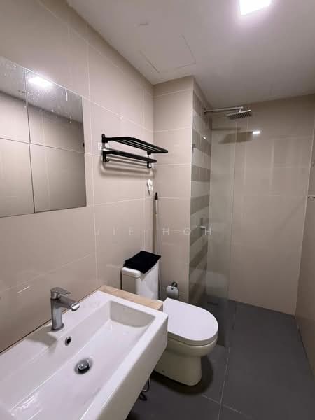 Servis Apartment untuk Disewa di Danau Kota Suite Apartments - Jie Hoh - Bathroom - PropertyGuru.com.my