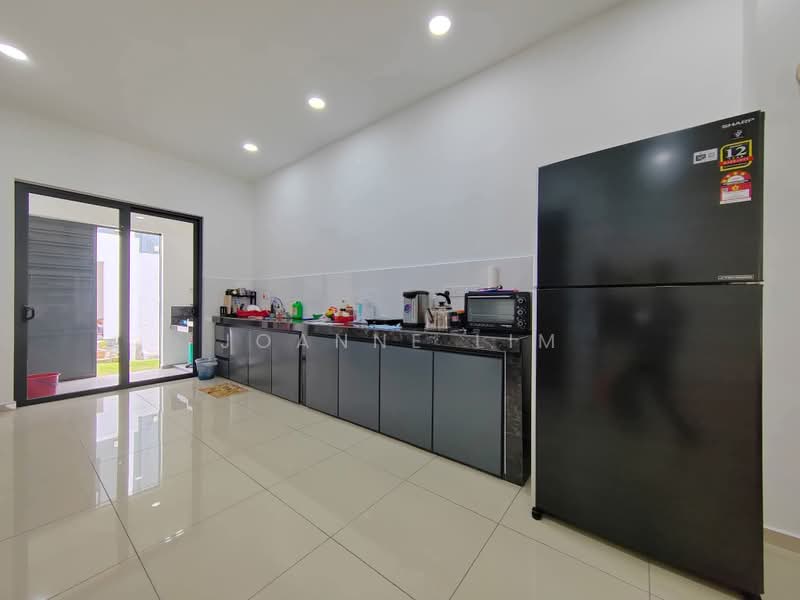 Rumah Teres 2 Tingkat untuk Dijual di Bemban (Melaka) - Anne Lim - PropertyGuru.com.my