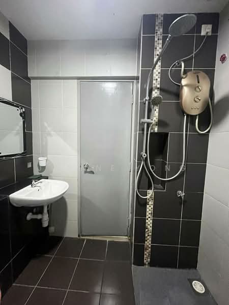 Apartment for Sale at Austin Regency (Pangsapuri Austin Perdana) - JOANNE YONG - Bathroom - PropertyGuru.com.my