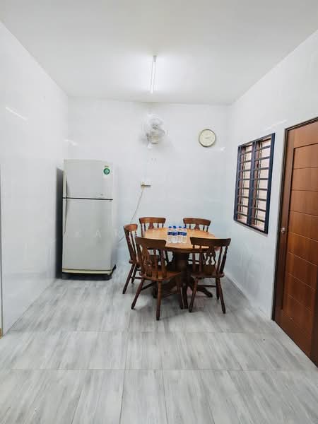 1-storey Terraced House for Rent in Taman Abad (Johor Bahru) - Karen Yeo - PropertyGuru.com.my