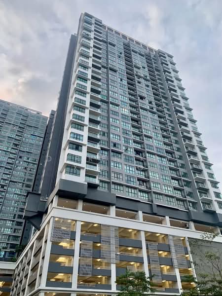 Servis Apartment untuk Dijual di Conezion Residences - Darren Kai Xin Ng - PropertyGuru.com.my