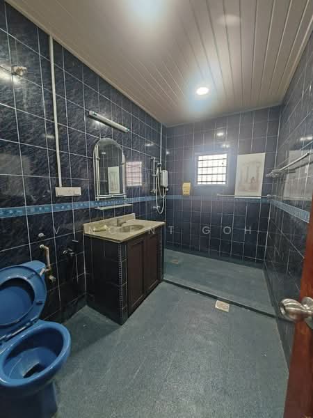 Rumah Teres 2 Tingkat untuk Dijual di Telok Panglima Garang (Selangor) - Vincent Goh - Bathroom - PropertyGuru.com.my