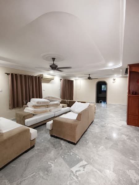 Rumah Teres 2 Tingkat untuk Dijual di Telok Panglima Garang (Selangor) - Vincent Goh - Living Room - PropertyGuru.com.my