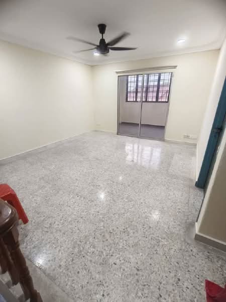 Rumah Teres 2 Tingkat untuk Dijual di Telok Panglima Garang (Selangor) - Vincent Goh - Living Room - PropertyGuru.com.my