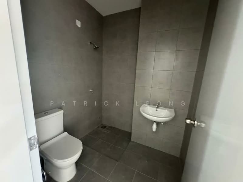 2-storey Terraced House for Sale in Bandar Gamuda Gardens (Rawang) - Patrick Leong - Bathroom - PropertyGuru.com.my