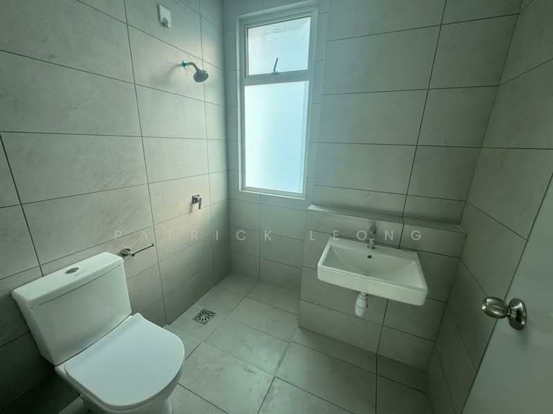 2-storey Terraced House for Sale in Bandar Gamuda Gardens (Rawang) - Patrick Leong - Bathroom - PropertyGuru.com.my