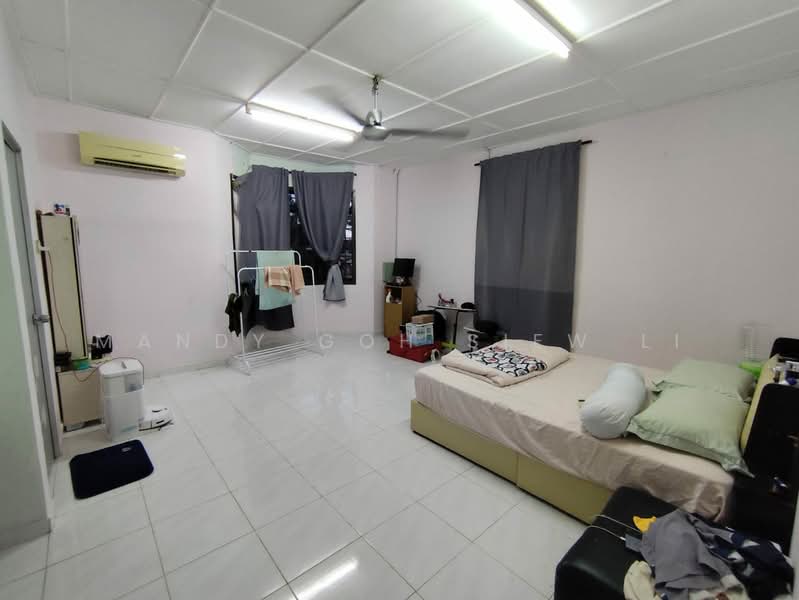 2-storey Terraced House for Sale in Taman Sutera Utama (Skudai) - Mandy Goh Siew Li - Bedroom - PropertyGuru.com.my