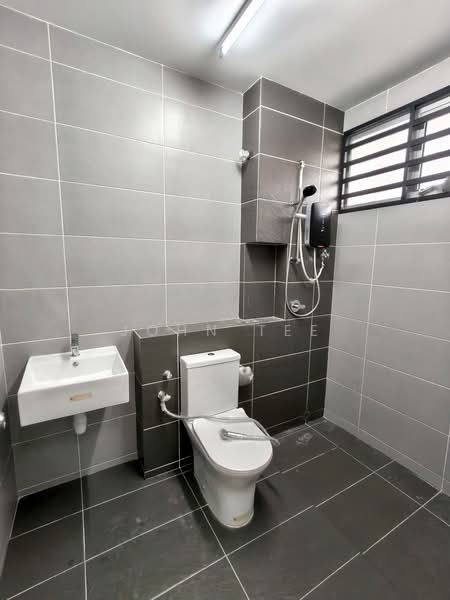 Rumah Teres 2 Tingkat untuk Disewa di Klang (Selangor) - John Tee - Bathroom - PropertyGuru.com.my