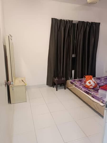 Condominium for Sale at Cyberia Crescent 1 - Azira Ahmad - Bedroom - PropertyGuru.com.my