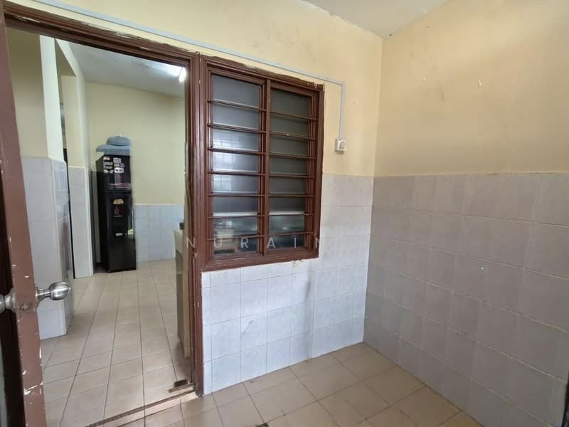 Rumah Teres untuk Dijual di Puchong (Selangor) - Nurain . - PropertyGuru.com.my