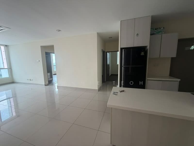 Servis Apartment untuk Disewa di Zen Suites @ Zetapark - Jeannie Teoh - Living Room - PropertyGuru.com.my