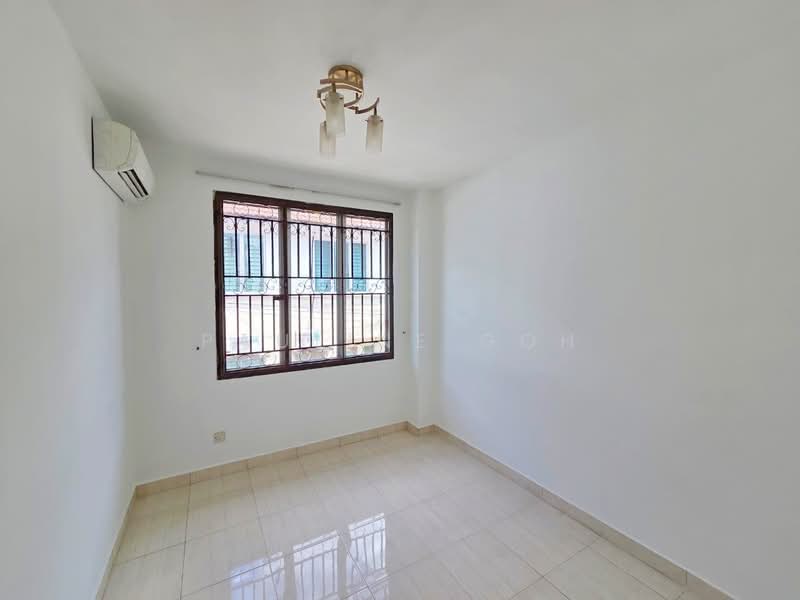 Rumah Teres 2 Tingkat untuk Dijual di Taman Austin Perdana (Tebrau) - Pauline Goh - PropertyGuru.com.my