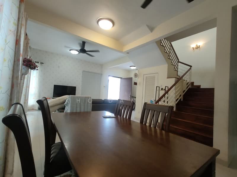 Cluster House for Sale in Bandar Parklands (Klang) - Kho Daniel - Dining Room - PropertyGuru.com.my