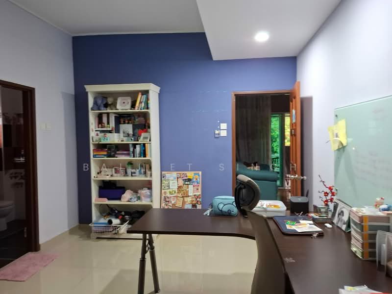 Rumah Teres 2-Tingkat untuk Dijual di Kota Kemuning (Shah Alam) - Baljeet Singh - Study - PropertyGuru.com.my