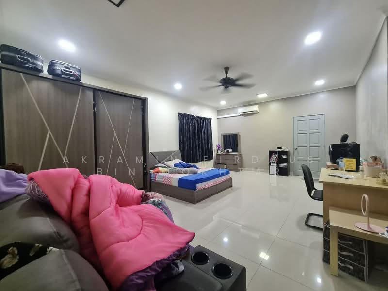 2-storey Terraced House for Sale in Bandar Tasik Puteri (Rawang) - Akramin Firdaus Bin Mokhtar - PropertyGuru.com.my