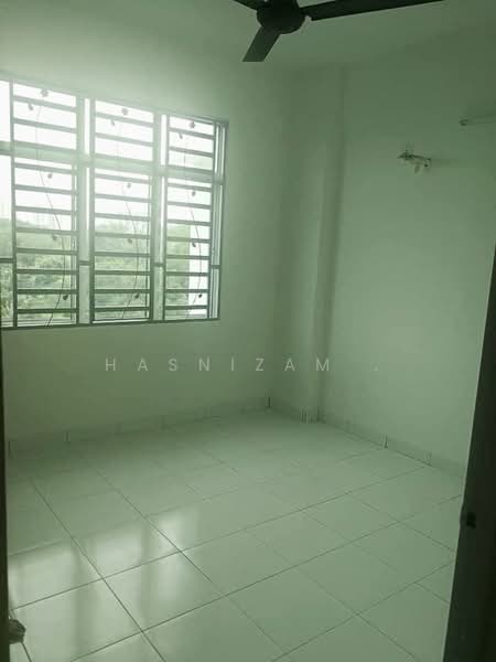 Pangsapuri untuk Dijual di Bayu Tiara - Hasnizam . - PropertyGuru.com.my