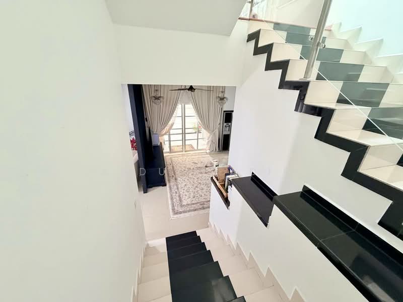 Bungalow for Sale in Bandar Putra Permai (Seri Kembangan) - Abdul Qadir - PropertyGuru.com.my