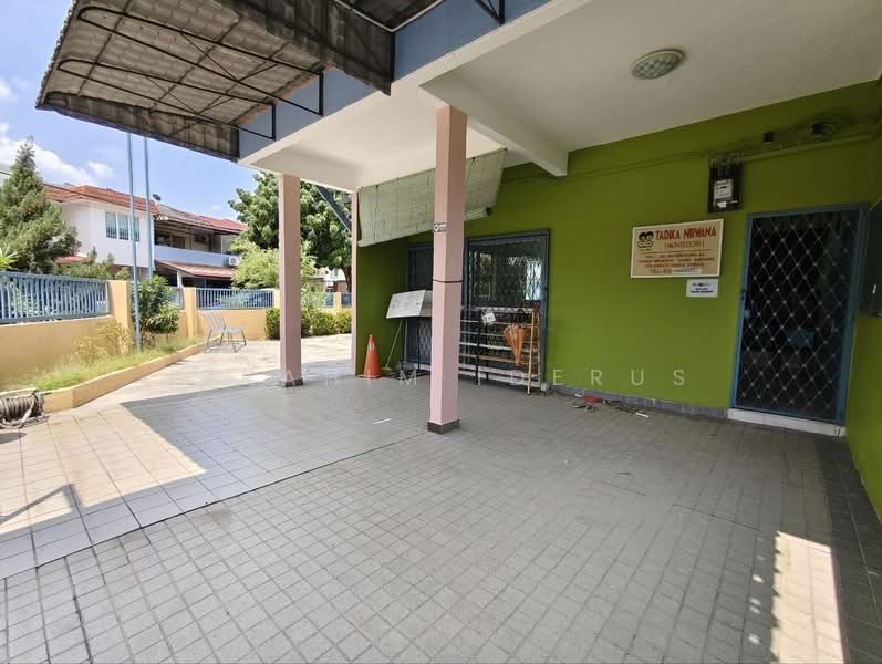 2-storey Terraced House for Sale in Ampang (Selangor) - Ibrahim Iderus - Exterior - PropertyGuru.com.my