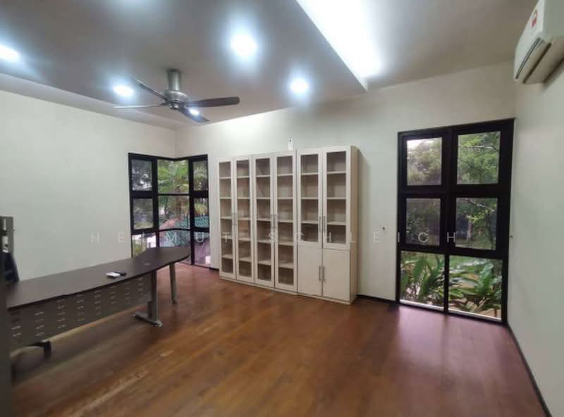 Rumah Banglo untuk Dijual di Bukit Gita Bayu (Seri Kembangan) - Helmut Schleich - Study - PropertyGuru.com.my