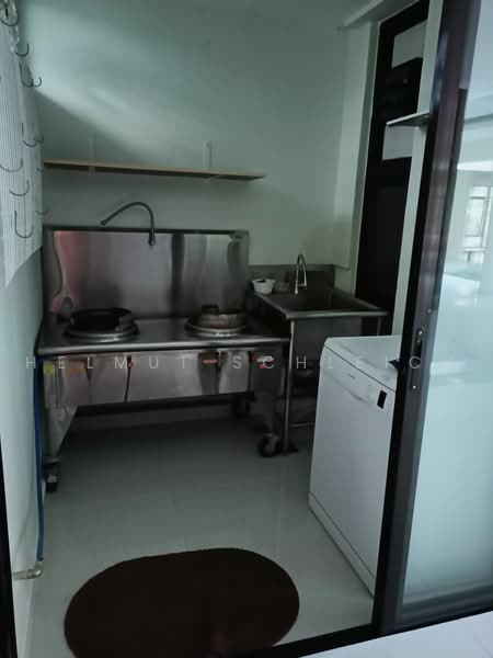 Rumah Banglo untuk Dijual di Bukit Gita Bayu (Seri Kembangan) - Helmut Schleich - Kitchen - PropertyGuru.com.my